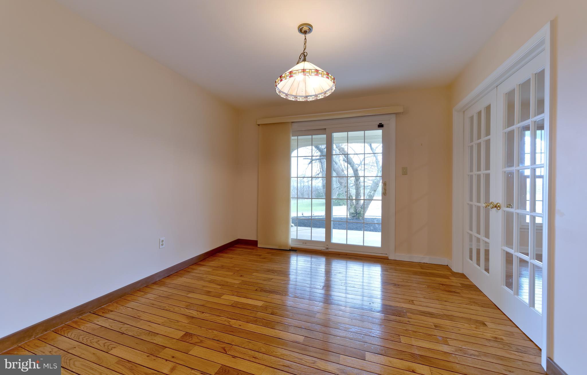 7724 Locust Valley Road Coopersburg, PA 18036 - Photo 22 of 43 Dining room