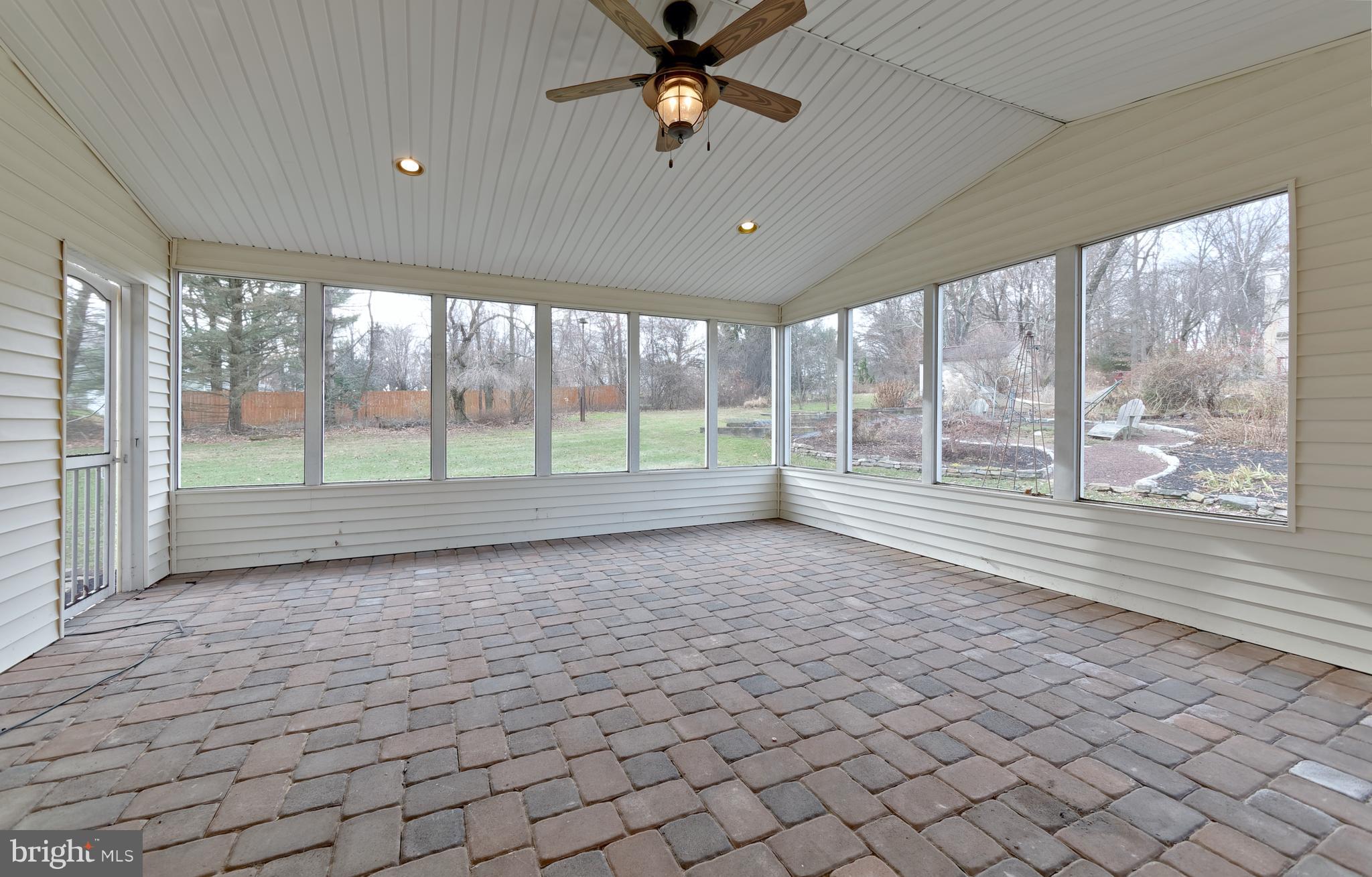 7724 Locust Valley Road Coopersburg, PA 18036 - Photo 23 of 43 Screened-in sunroom
