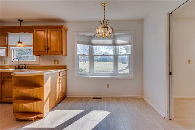 5339 New Chapel Road Springfield, TN 37172 - Photo 7 of 18