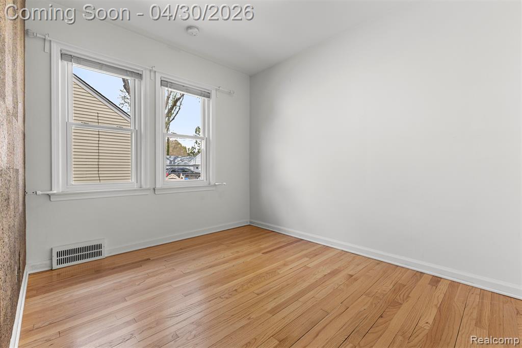 3061 Geneva Street Dearborn, MI 48124 - Photo 22 of 43
