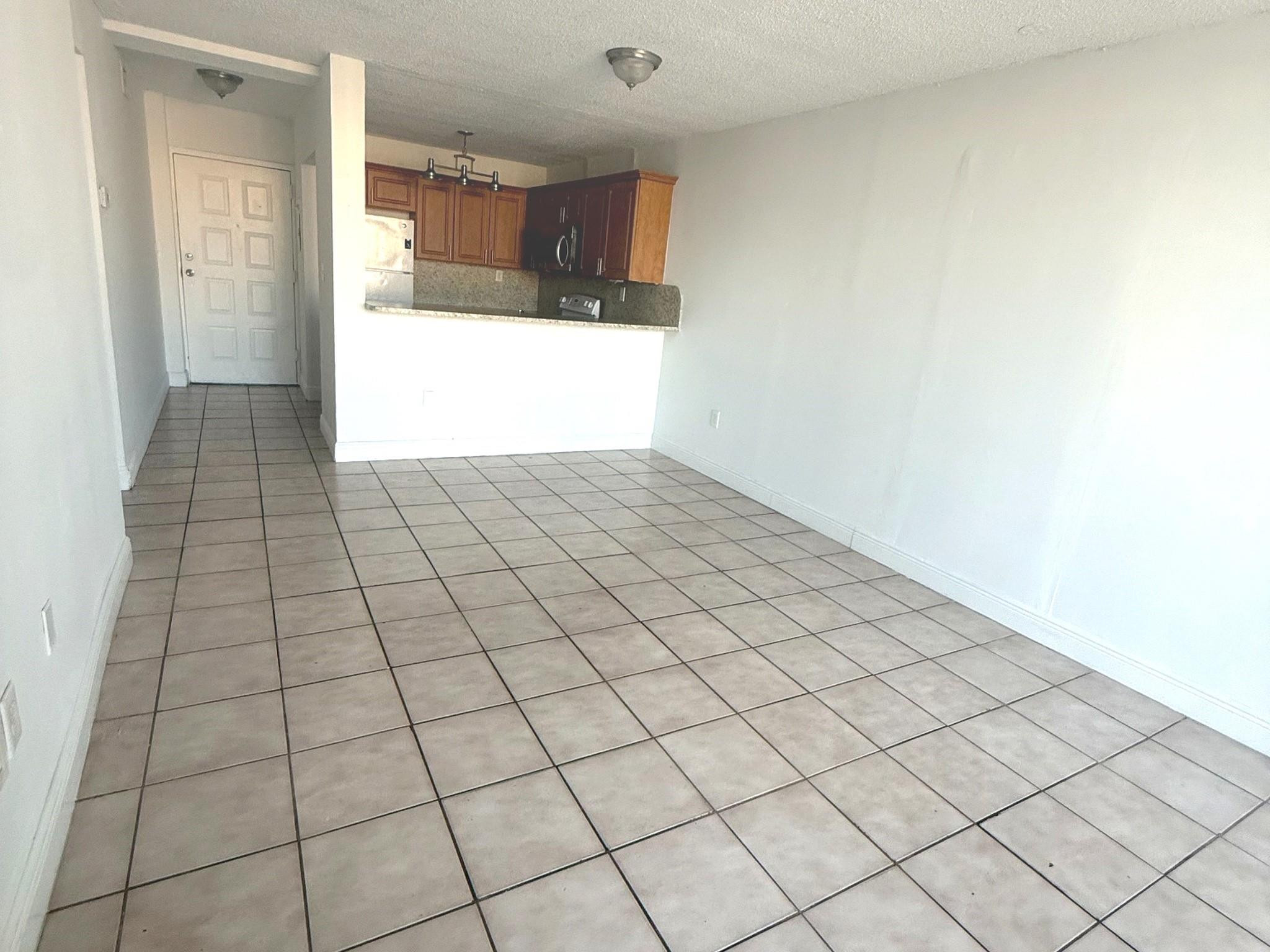 8075 Northwest 7th Street, Unit 402 Miami, FL 33126 - Photo 5 of 18 Photo 5