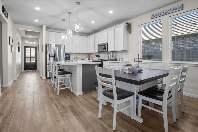 $369,000 | 3039 Daw Boardwalk Drive, La Porte, TX 77571