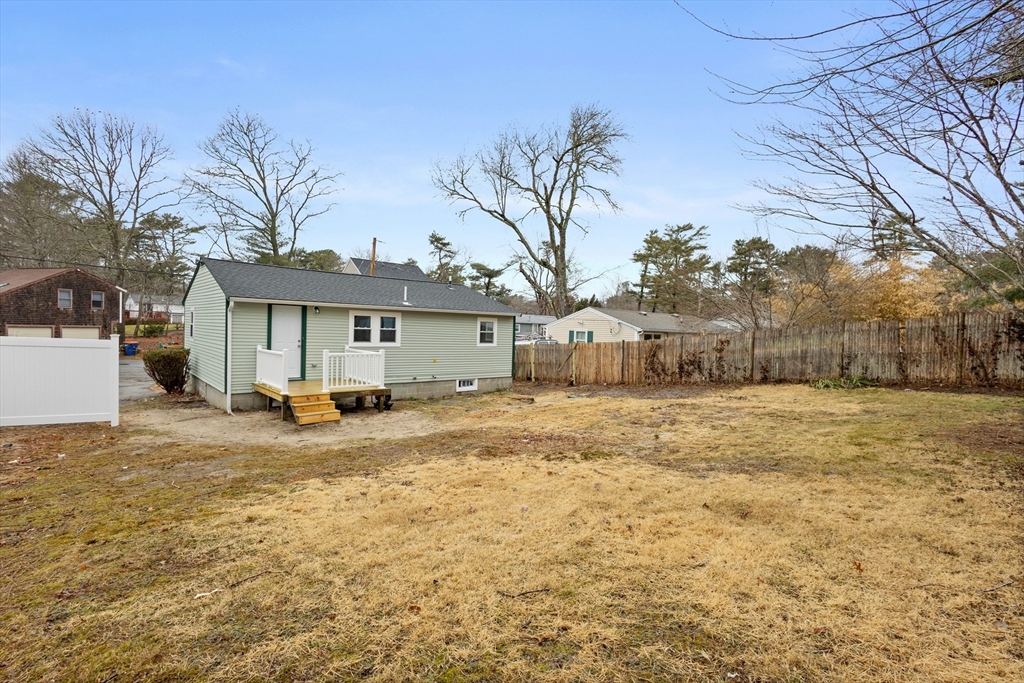 99 Lake Avenue Wareham, MA 02538 - Photo 21 of 26