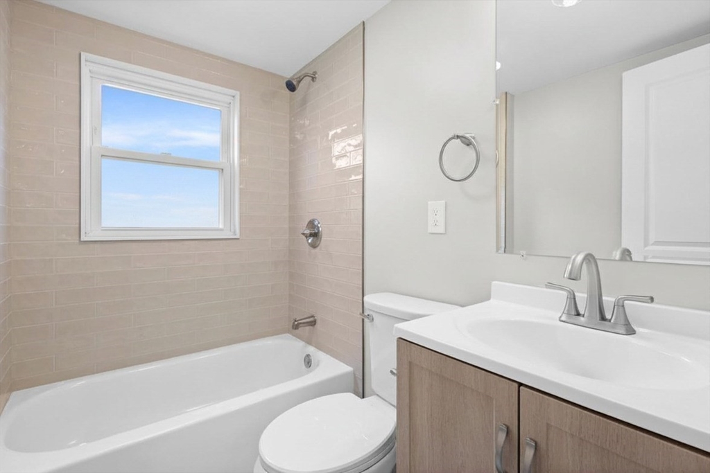 99 Lake Avenue Wareham, MA 02538 - Photo 6 of 26