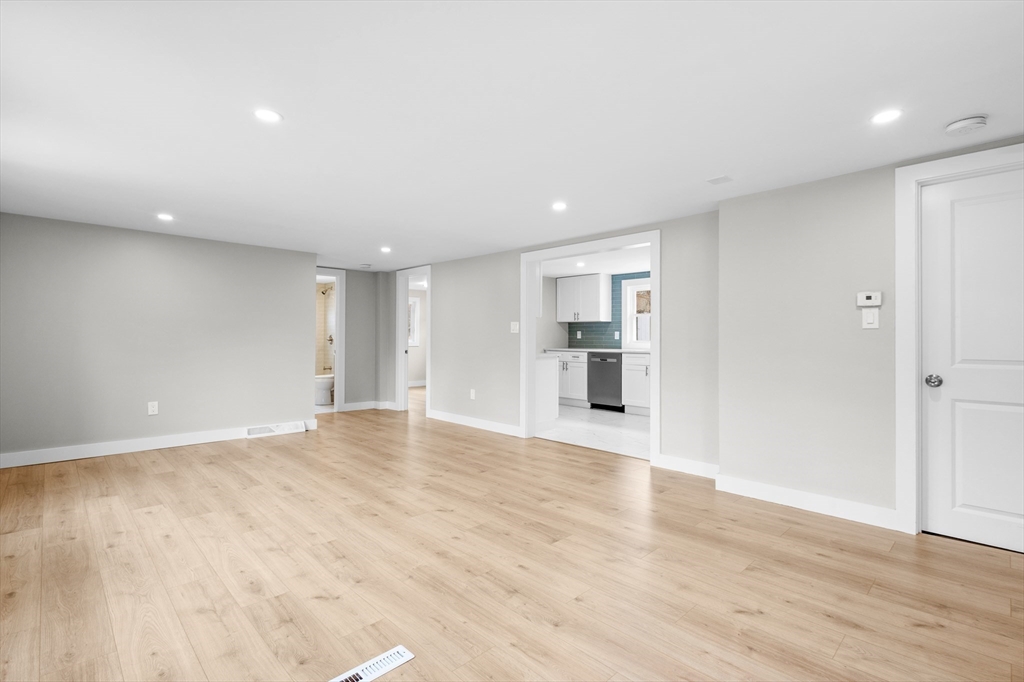 99 Lake Avenue Wareham, MA 02538 - Photo 9 of 26