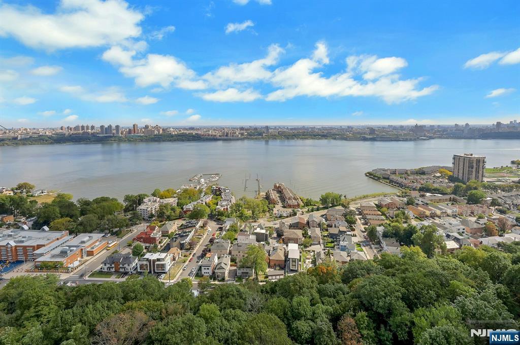 6 Horizon Road, Unit 2207 Fort Lee, NJ 07024 - Photo 11 of 42