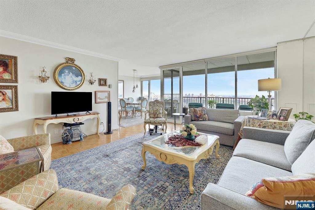 6 Horizon Road, Unit 2207 Fort Lee, NJ 07024 - Photo 14 of 42