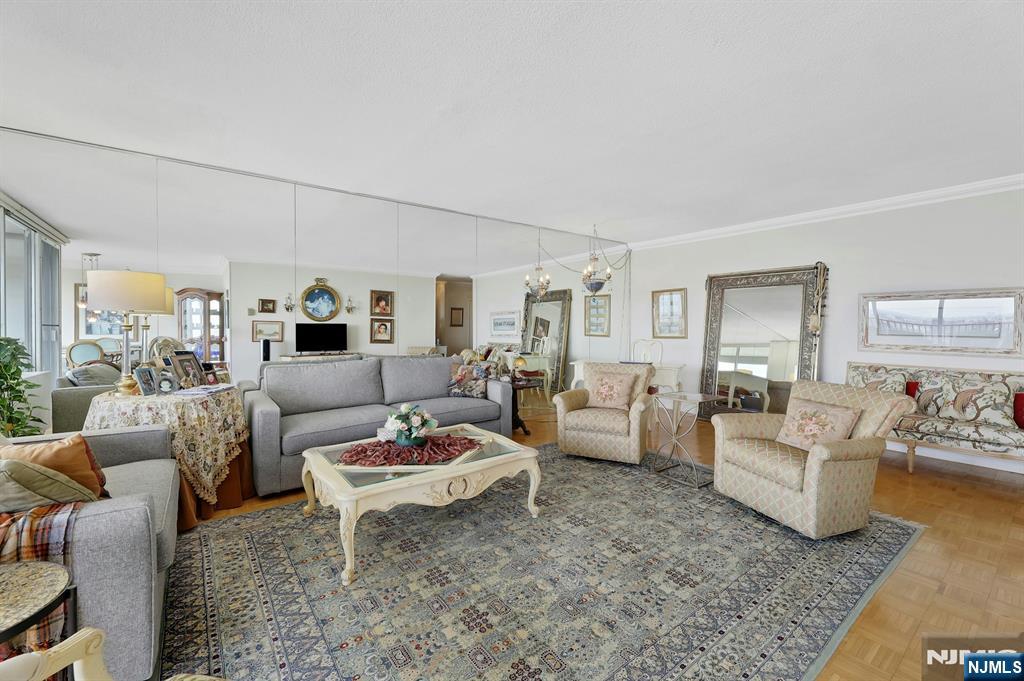 6 Horizon Road, Unit 2207 Fort Lee, NJ 07024 - Photo 18 of 42