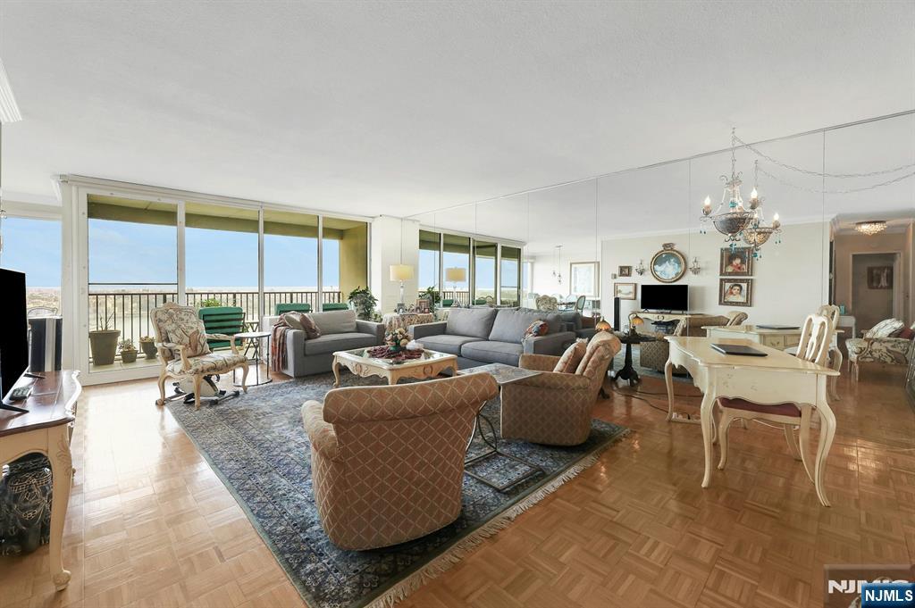 6 Horizon Road, Unit 2207 Fort Lee, NJ 07024 - Photo 19 of 42