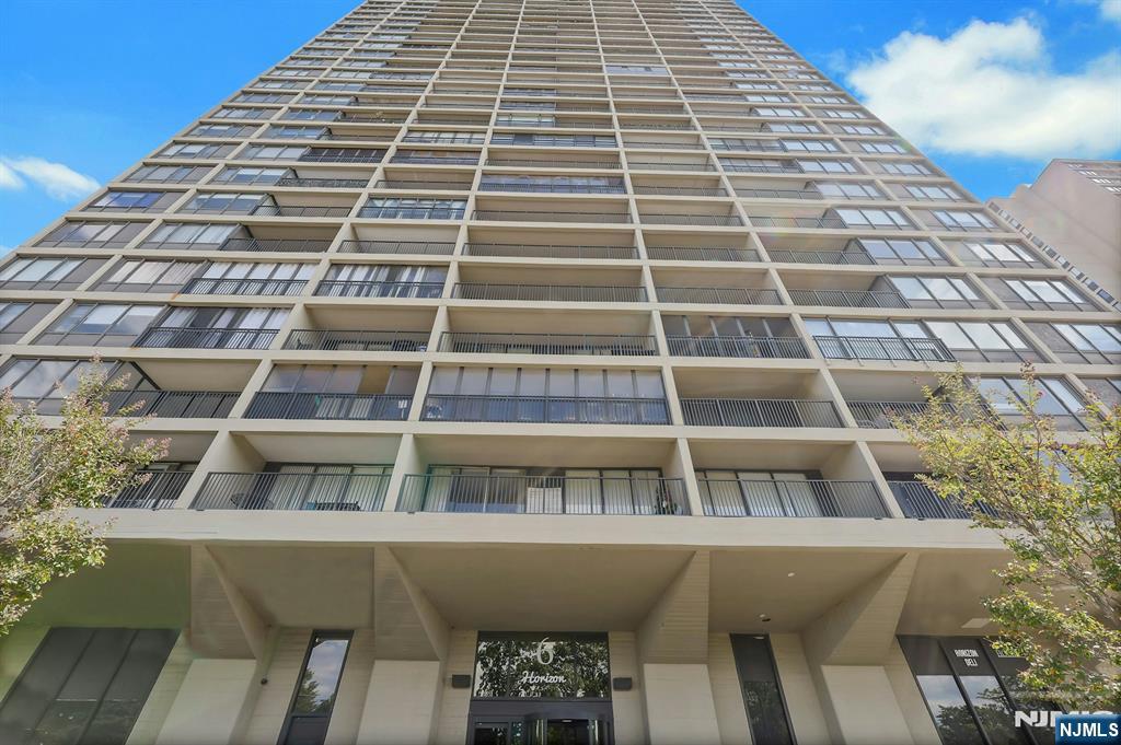 6 Horizon Road, Unit 2207 Fort Lee, NJ 07024 - Photo 28 of 42