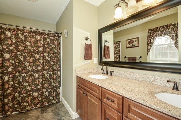 36 Cranberry Meadow Road Charlton, MA 01507 - Photo 20 of 30 Gallery Image 20