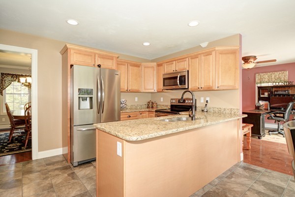 36 Cranberry Meadow Road Charlton, MA 01507 - Photo 3 of 30 Gallery Image 3