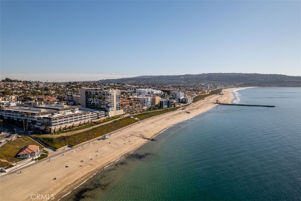 615 Esplanade, Unit 407 Redondo Beach, CA 90277 - Photo 28 of 45 an aerial view of a city