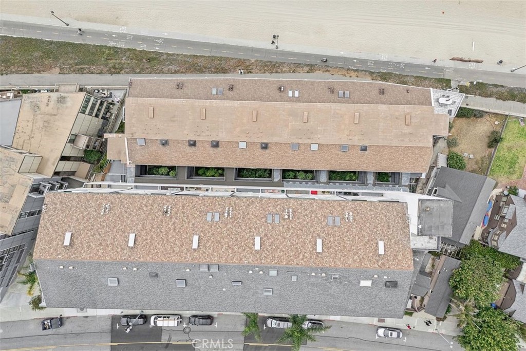 615 Esplanade, Unit 407 Redondo Beach, CA 90277 - Photo 38 of 45 an aerial view of residential houses with outdoor space