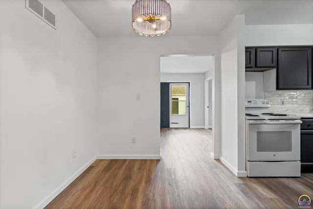 $184,900 | 1934 Northwest Polk Street, Topeka, KS 66608