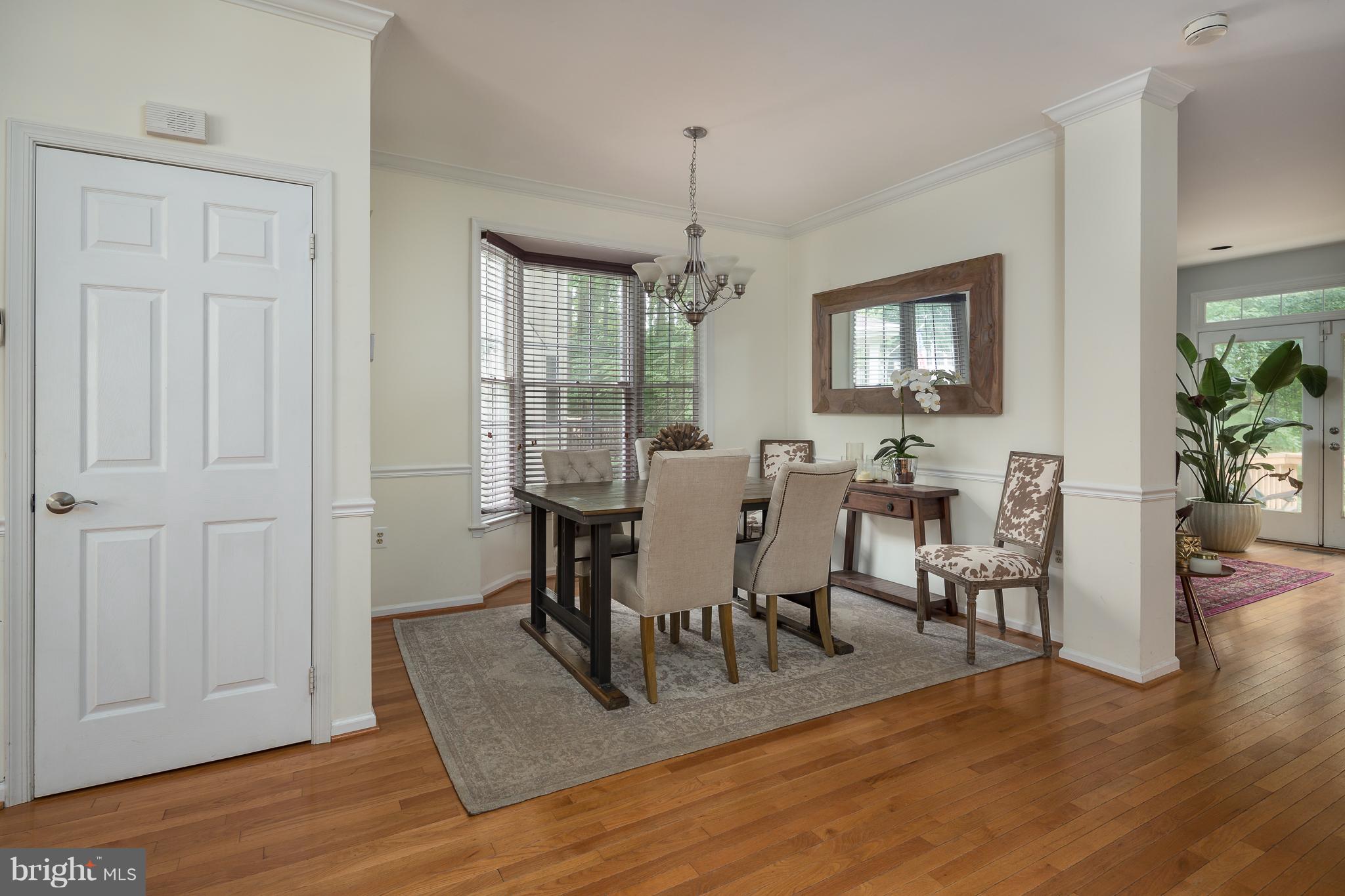 11284 Fairwind Way Reston, VA 20190 - Photo 3 of 29 Dining Room