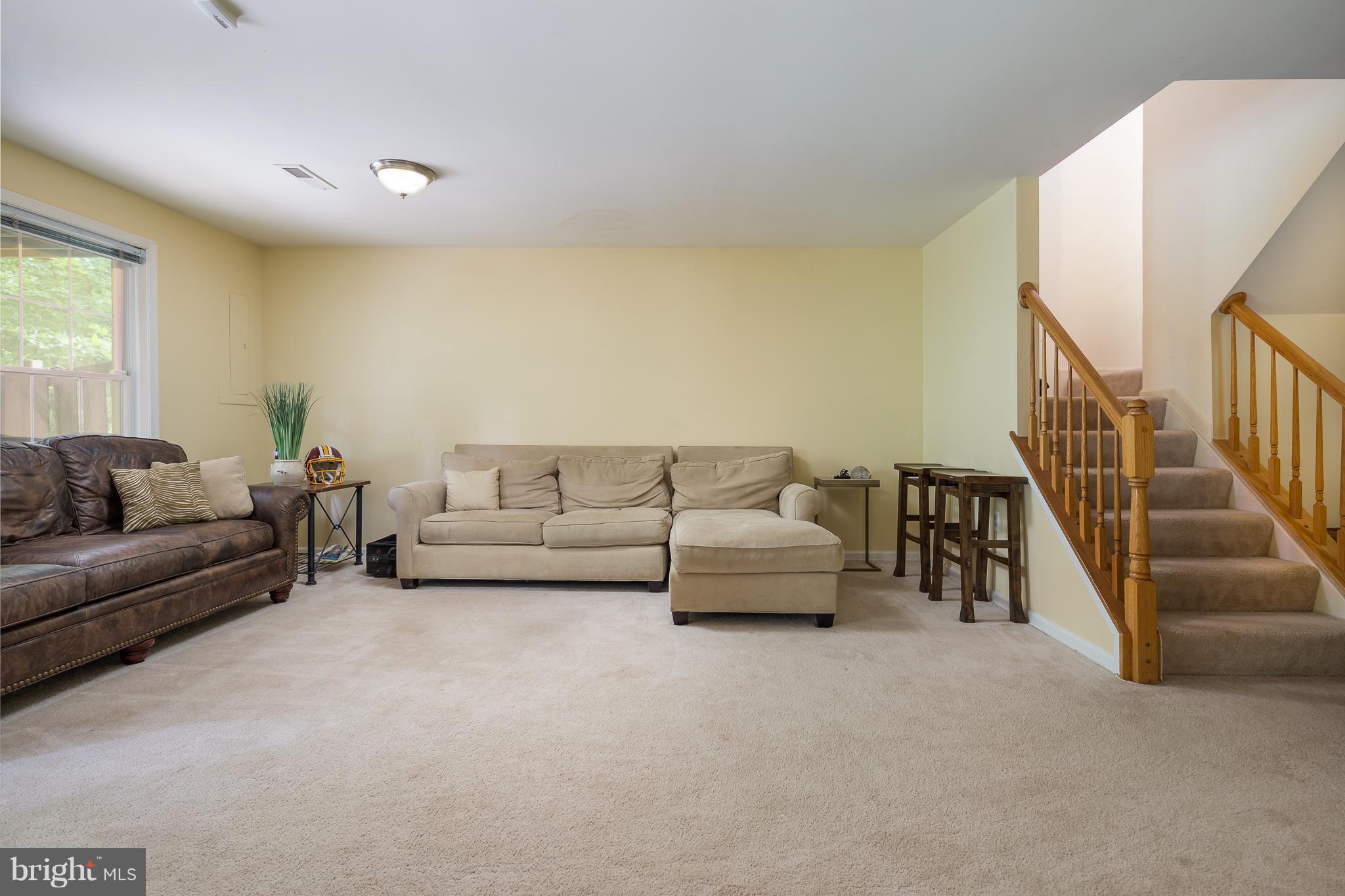 11284 Fairwind Way Reston, VA 20190 - Photo 23 of 29 Family Room