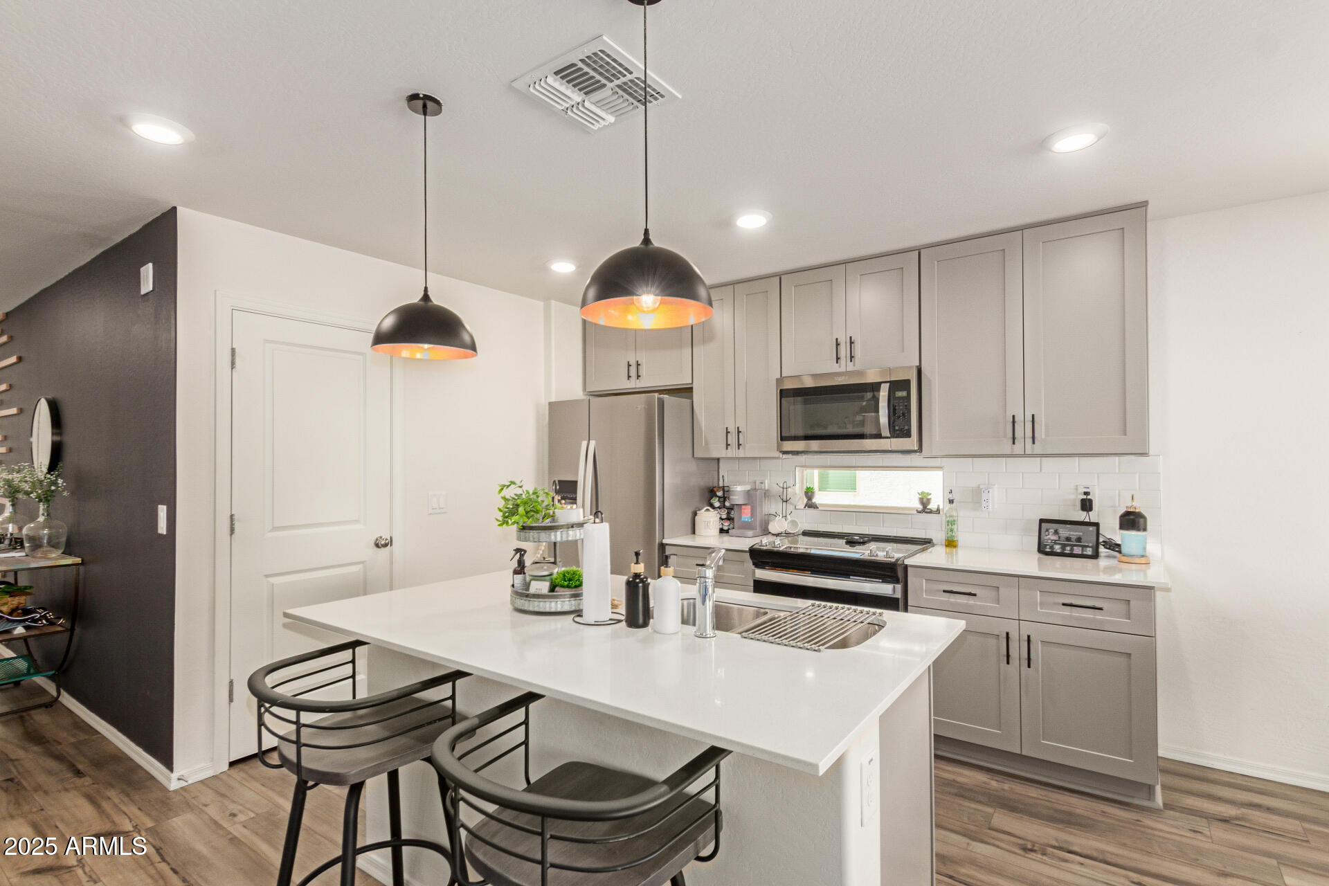 1608 West Inca Drive Coolidge, AZ 85128 - Photo 3 of 27 12 - Inca