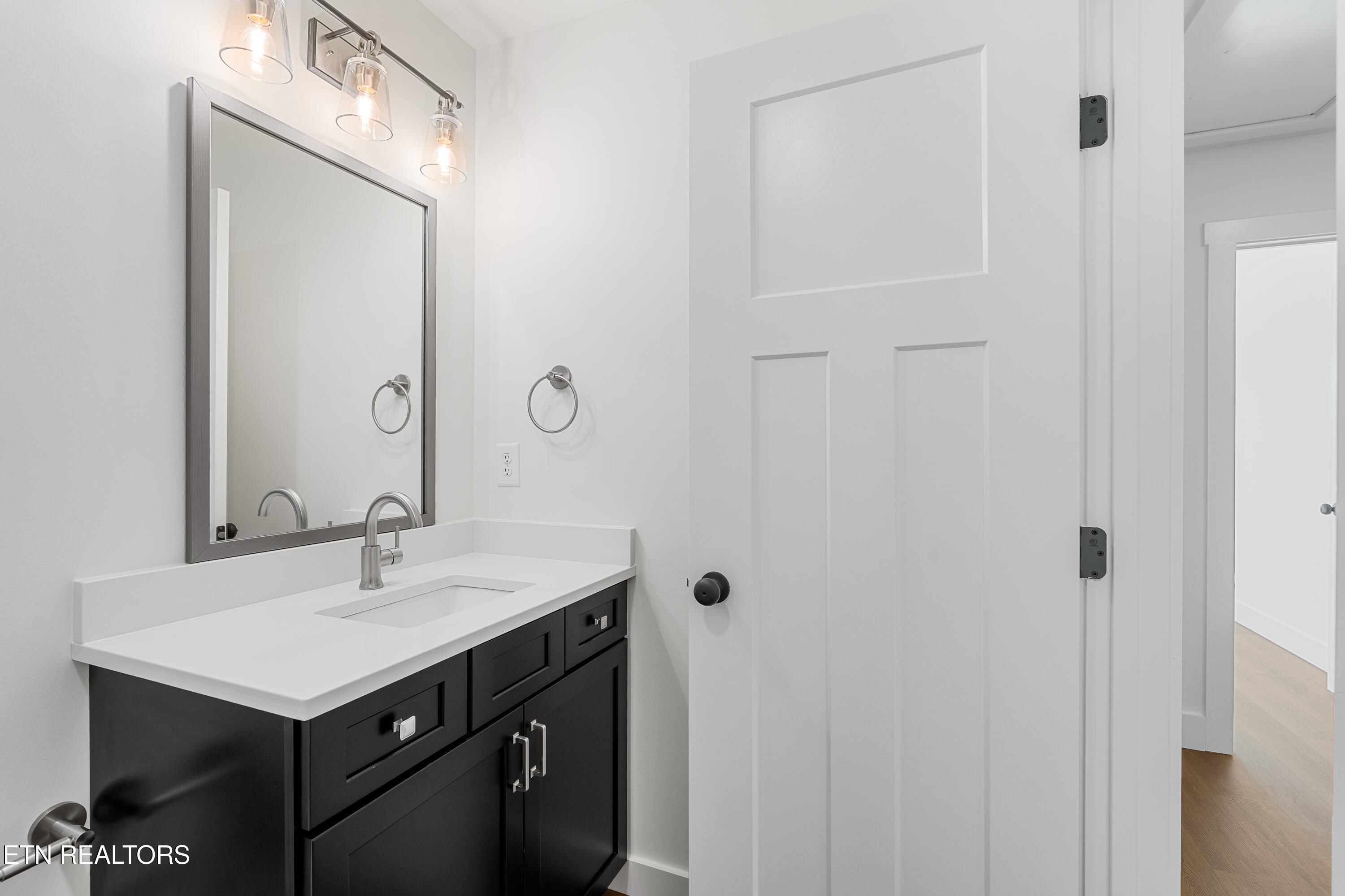 1337 Grace Ridge Drive Sevierville, TN 37862 - Photo 40 of 53 Upstairs Bath