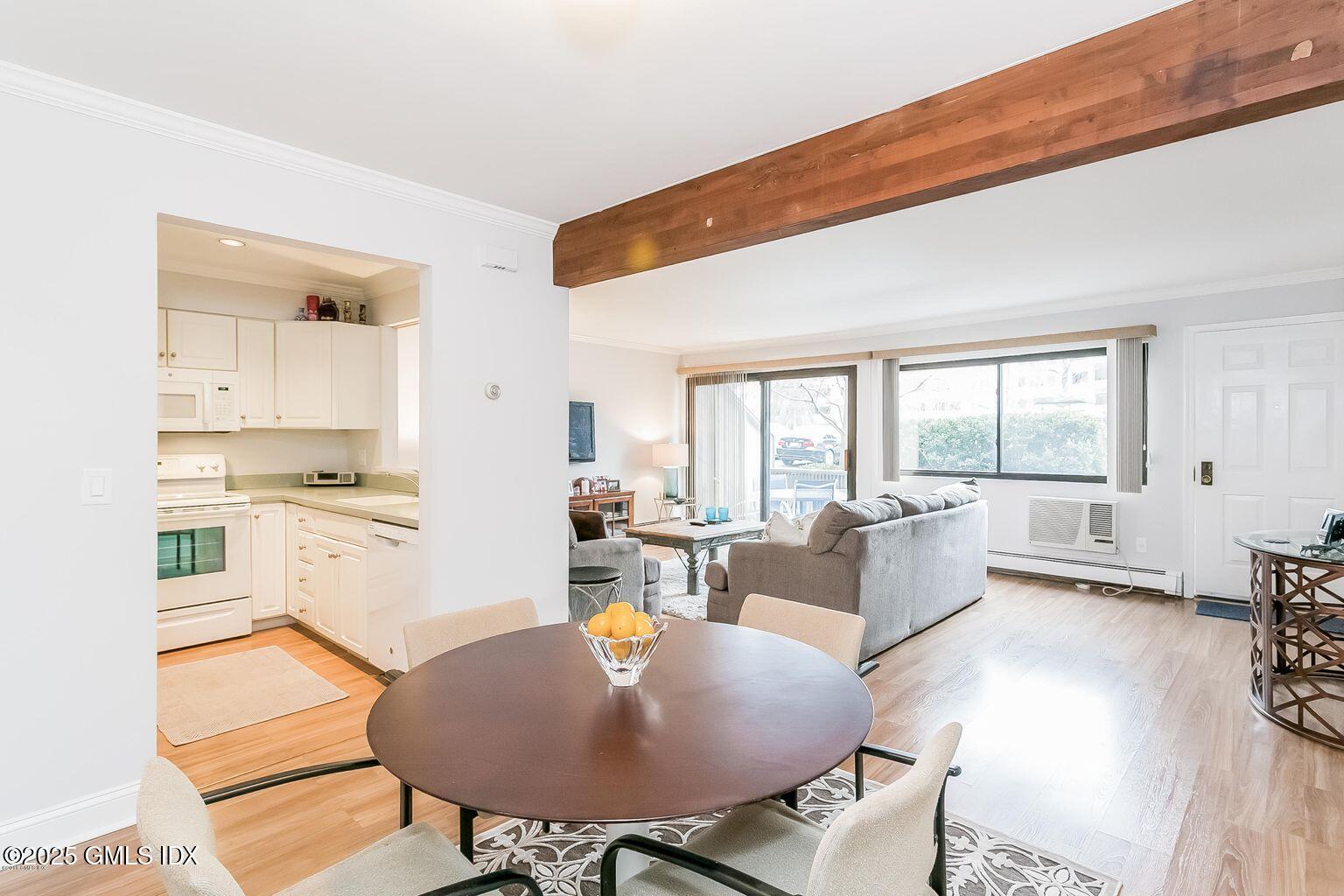 1465 East Putnam Avenue, Unit 301 Riverside, CT 06878 - Photo 8 of 17 Photo 8