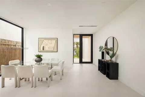 $2,950,000 | 3113 Elizabeth Street, Miami, FL 33133