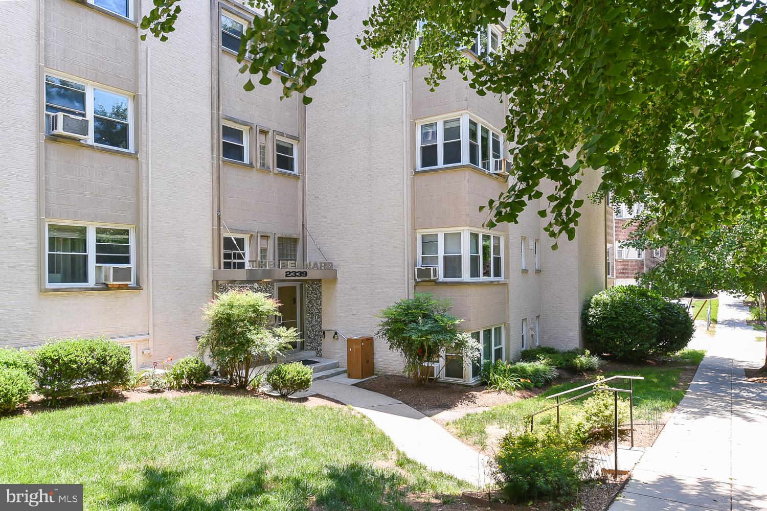 2339 40th Place Northwest, Unit 104 Washington, DC 20007 - Photo 3 of 27
