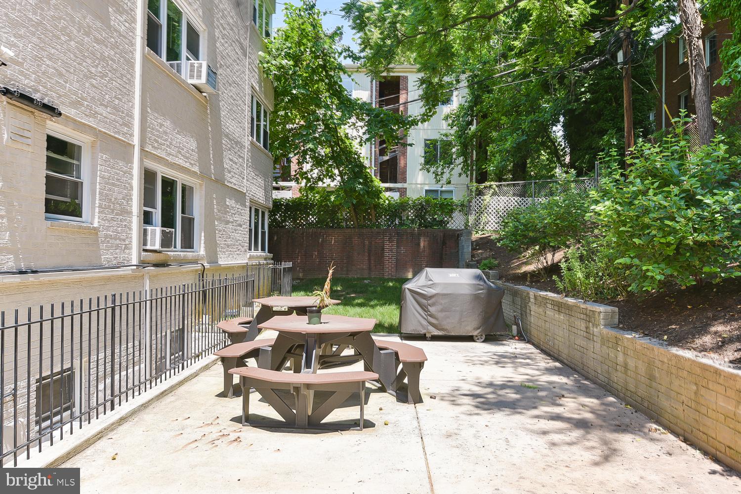 2339 40th Place Northwest, Unit 104 Washington, DC 20007 - Photo 27 of 27