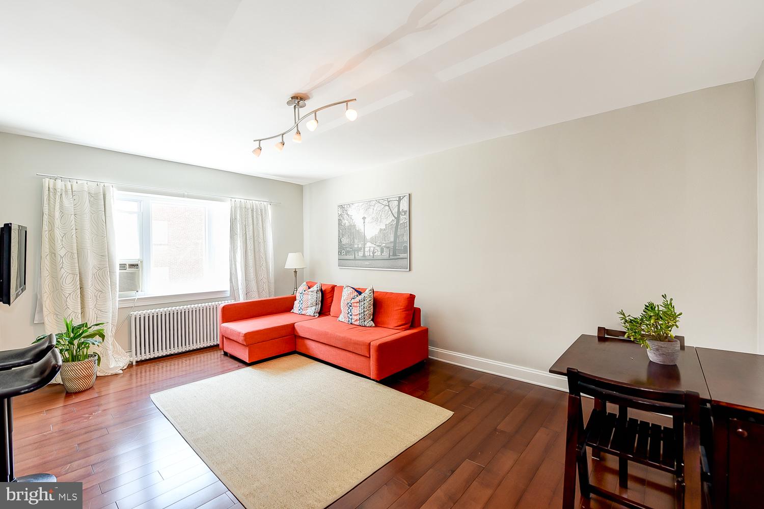 2339 40th Place Northwest, Unit 104 Washington, DC 20007 - Photo 6 of 27