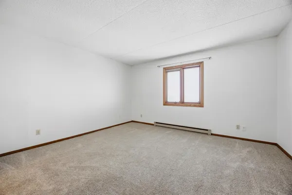 $159,000 | 1110 3rd Avenue North, Unit 604E, Fargo, ND 58102