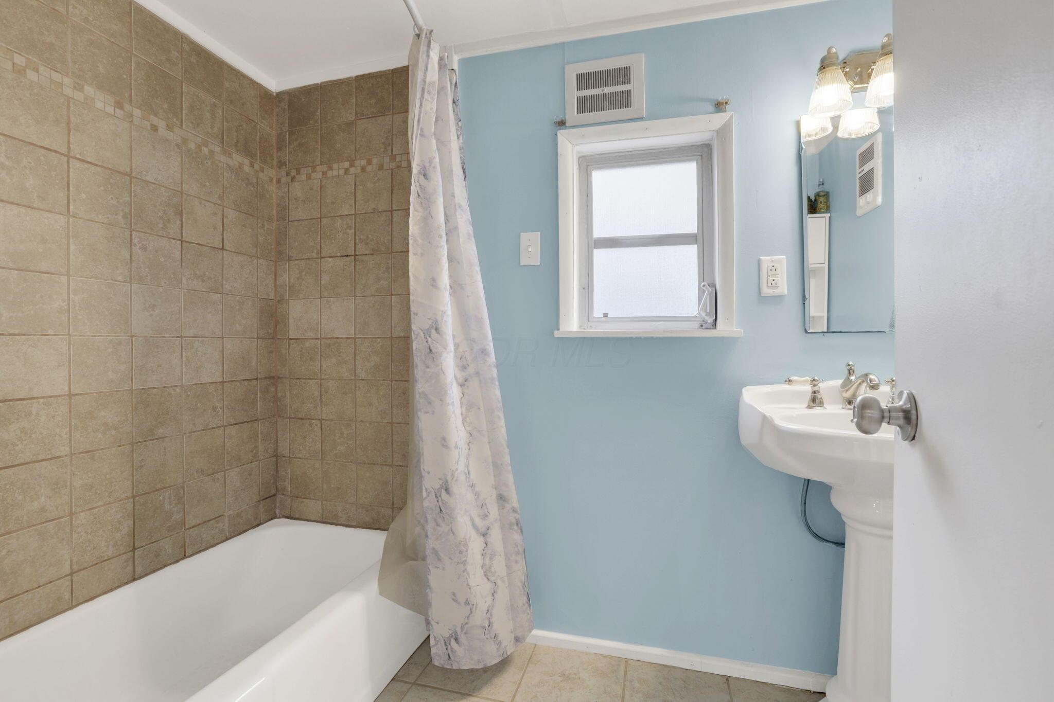 8 1st Street Lancaster, OH 43130 - Photo 28 of 32