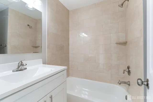 $285,000 | 104 Jesse Way, Piscataway, NJ 08854