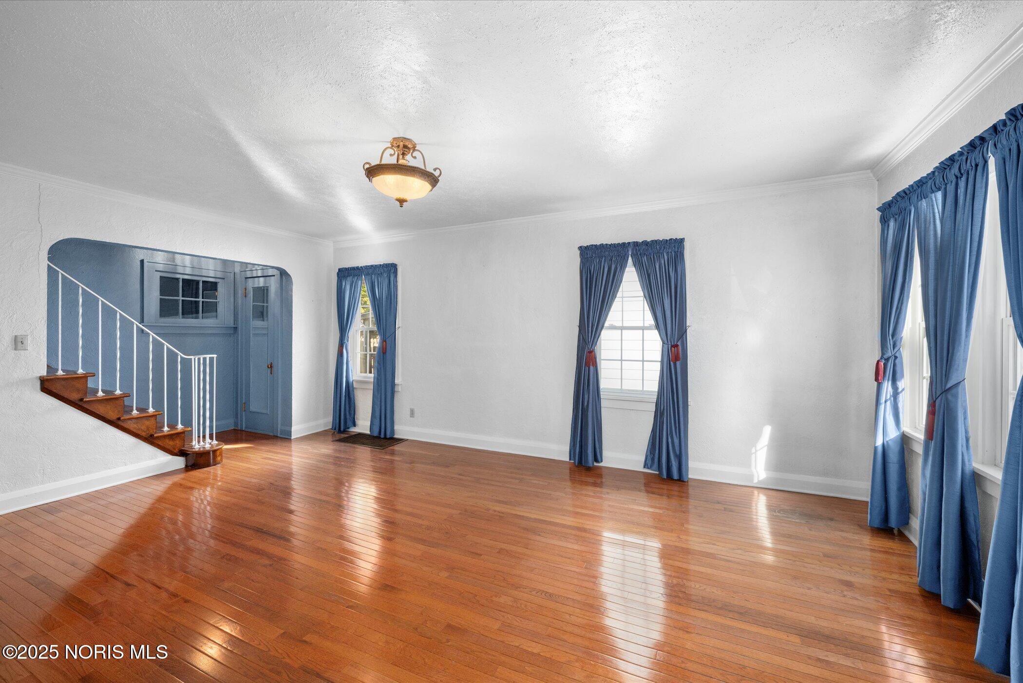 3215 Goddard Road Toledo, OH 43606 - Photo 7 of 32 07-DSC_1153