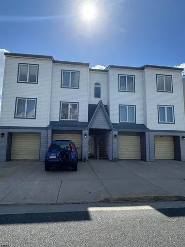 a car parked in front of a building