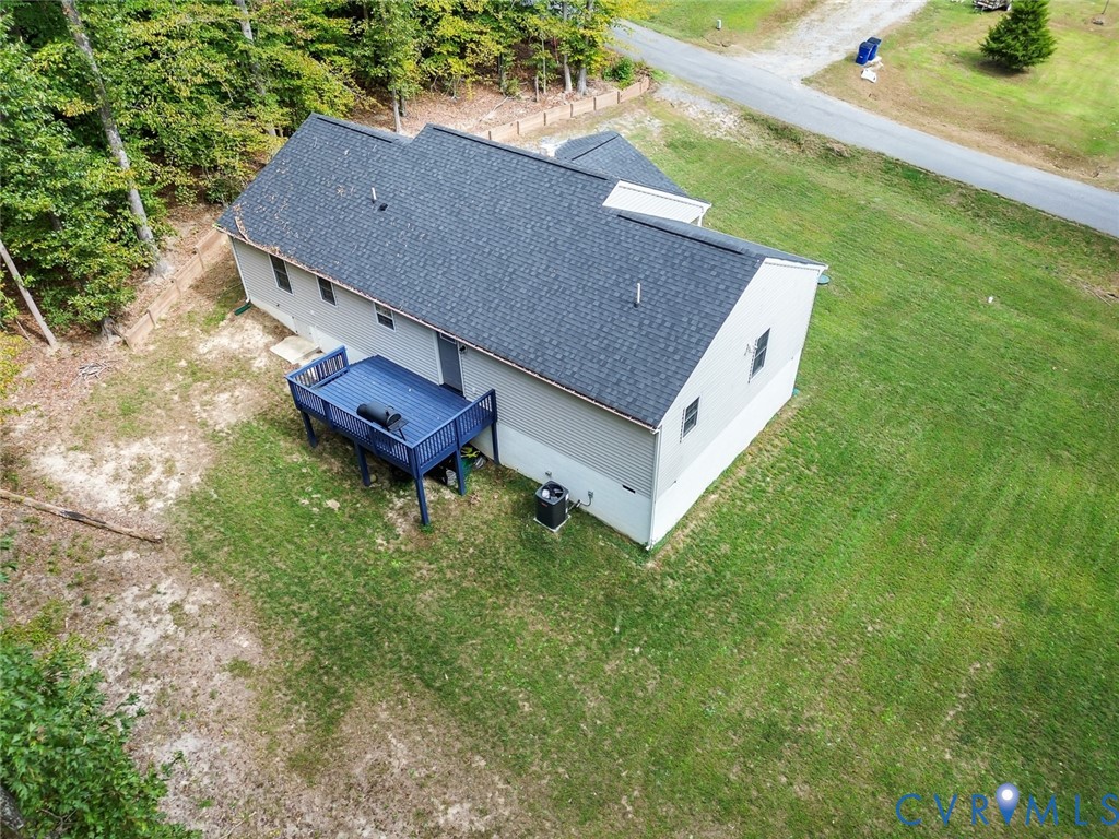 26324 Gibson Lane Ruther Glen, VA 22546 - Photo 3 of 24