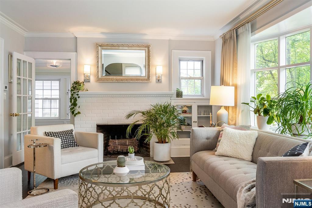 73 Hawthorne Avenue Glen Ridge, NJ 07028 - Photo 9 of 50