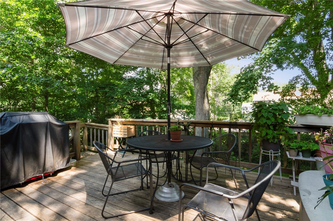 35 Beech Road Narragansett, RI 02882 - Photo 19 of 23