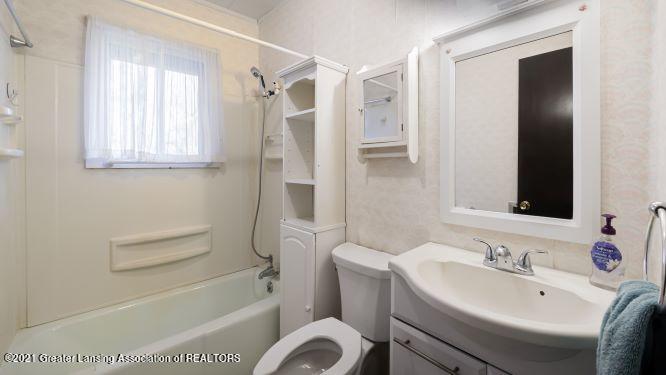 7325 East Cutler Road Bath, MI 48808 - Photo 19 of 37 7325Cutler21