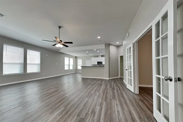 $2,400 | 9435 Edgeloch Drive, Spring, TX 77379