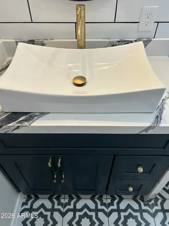 a close view of sink