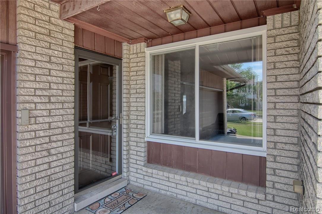4764 Hillcrest Road Trenton, MI 48183 - Photo 7 of 31 Front_Entrance.jpg