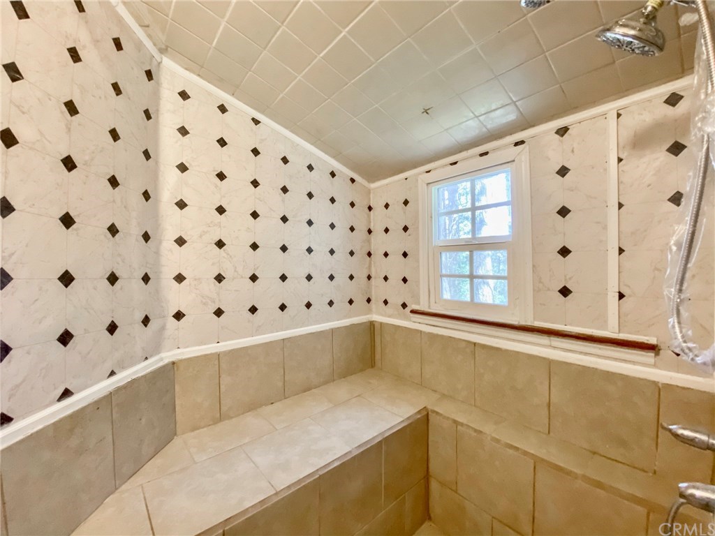 817 Big Oak Road Crestline, CA 92325 - Photo 12 of 24