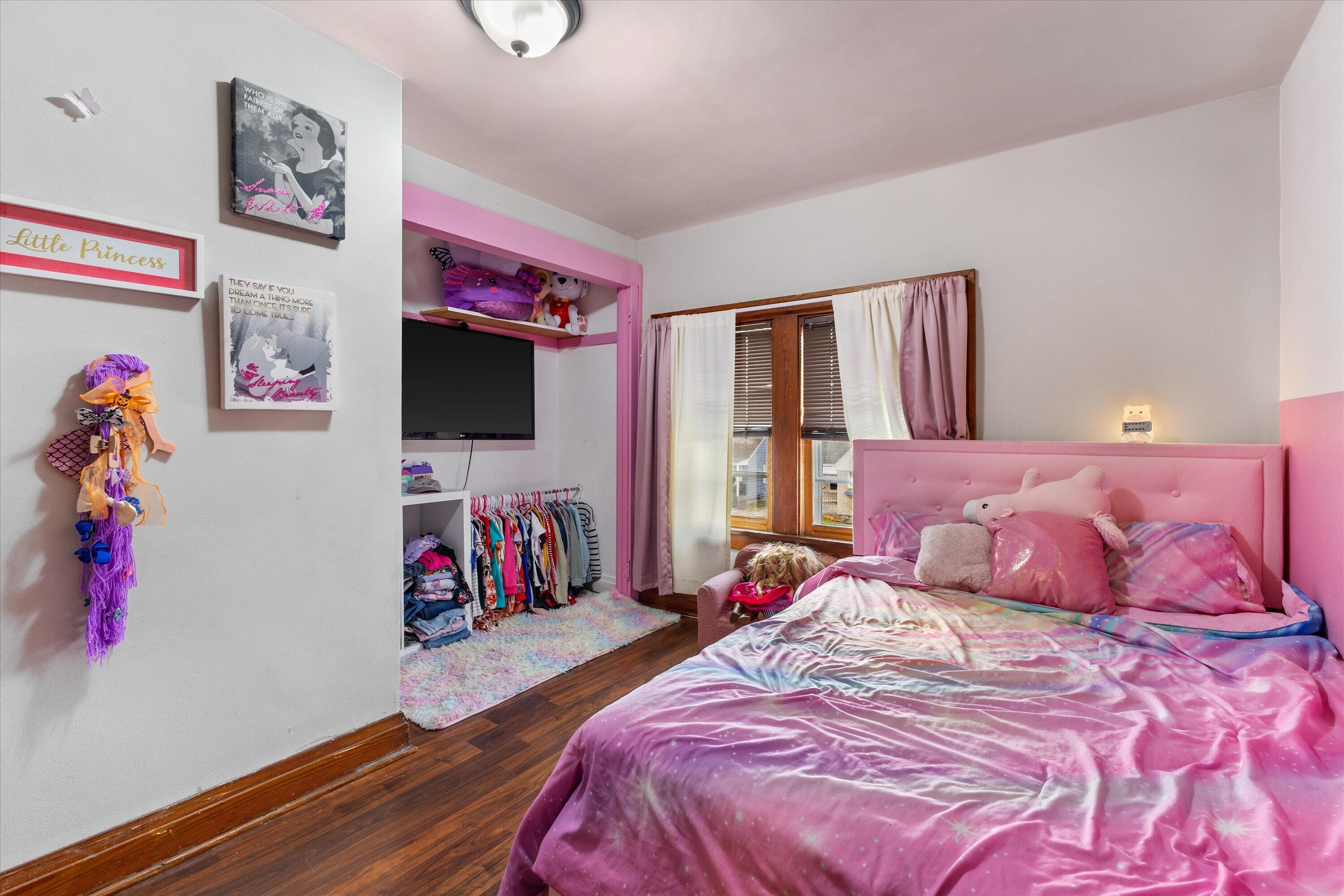 1106 Wolff Street Racine, WI 53402 - Photo 15 of 21 05-925A5427