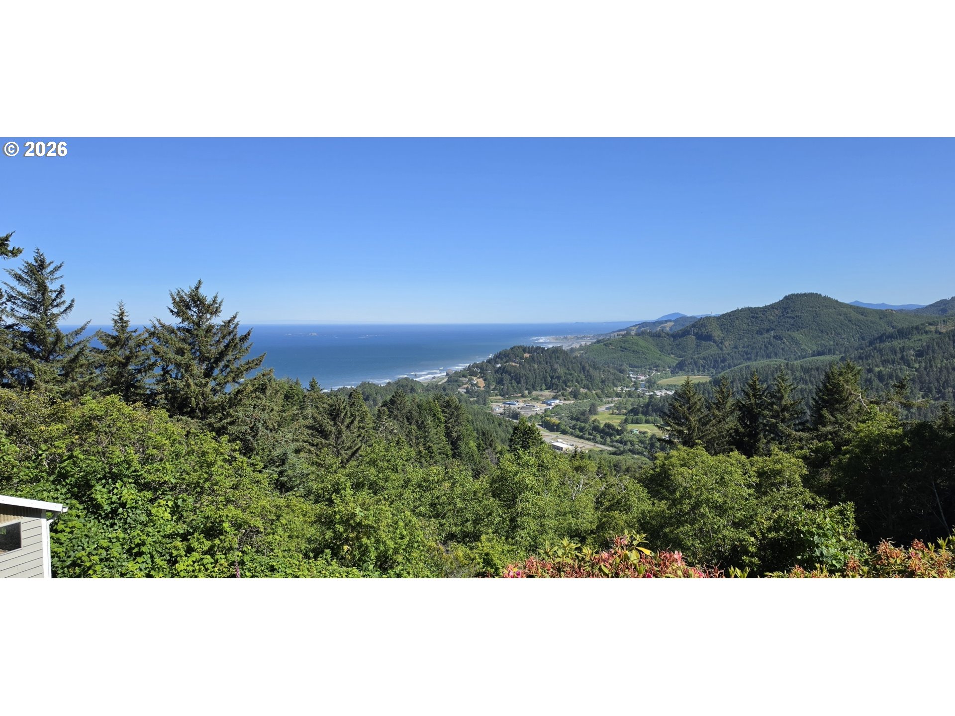 27840 Thimbleberry Road Gold Beach, OR 97444 - Photo 4 of 43 View
