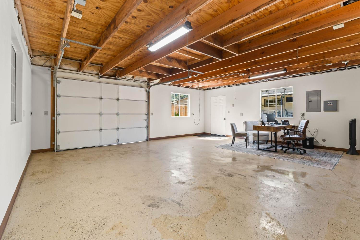 690 Riverside Road Oak View, CA 93022 - Photo 31 of 50 Gallery Image 31