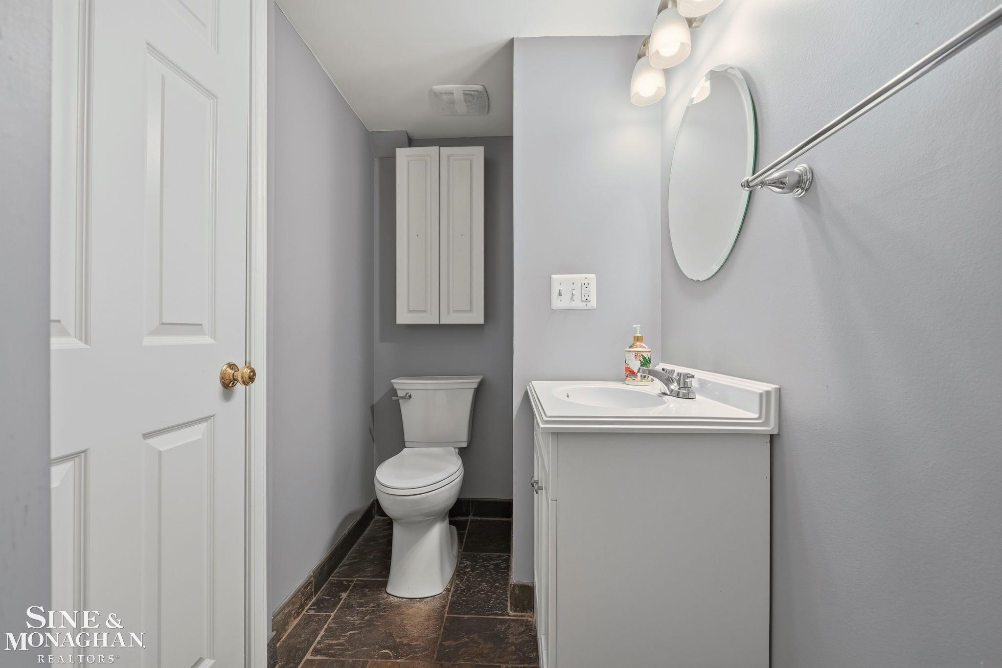 1641 Hampton Road Grosse Pointe Woods, MI 48236 - Photo 48 of 70