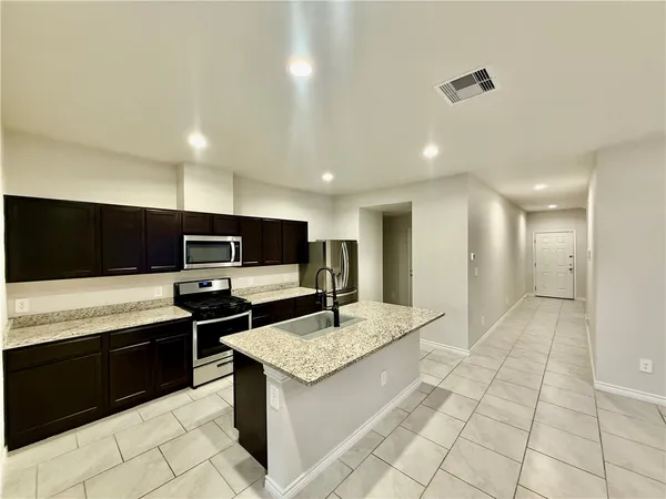 $2,075 | 2326 Restful Lane, Corpus Christi, TX 78418