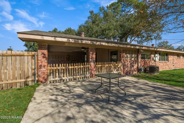 $1,850 | 101 Alonda Drive, Lafayette, LA 70503