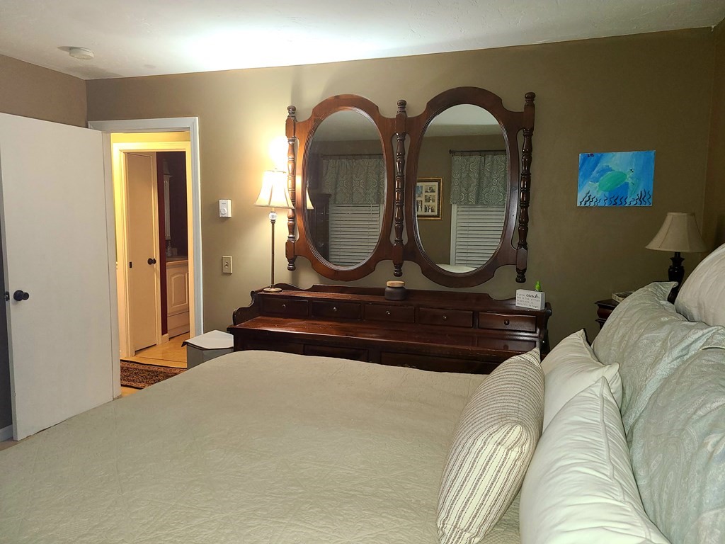 12 McIntyre Road North Oxford, MA 01537 - Photo 24 of 40 Gallery Image 24