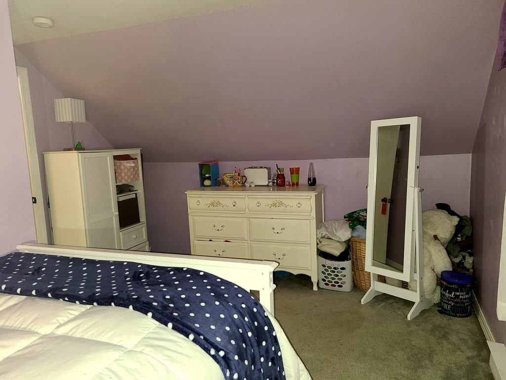 12 McIntyre Road North Oxford, MA 01537 - Photo 33 of 40 Gallery Image 33