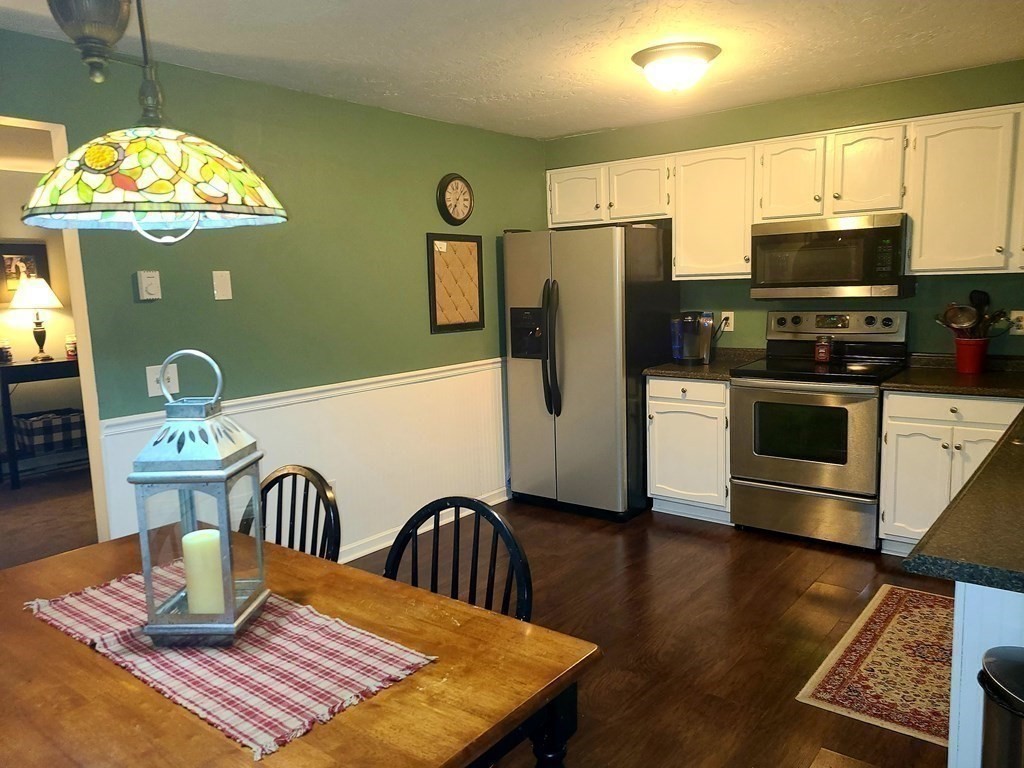 12 McIntyre Road North Oxford, MA 01537 - Photo 9 of 40 Gallery Image 9